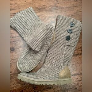 UGG Women Grey Classic Cardy Boot 9.5